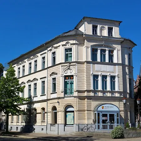Gaestewohnung 4-Raum Wohnung Fuer 2-8 Personen Zwickau Extérieur photo