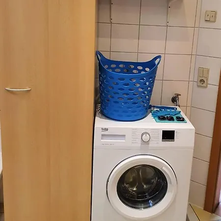 Gaestewohnung 4-Raum Wohnung Fuer 2-8 Personen Zwickau Extérieur photo